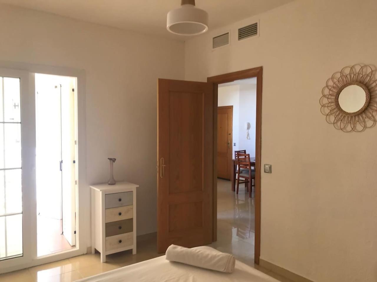 Espectacular Residencial En 1A Linea Con Piscina Apartman Benajarafe Kültér fotó