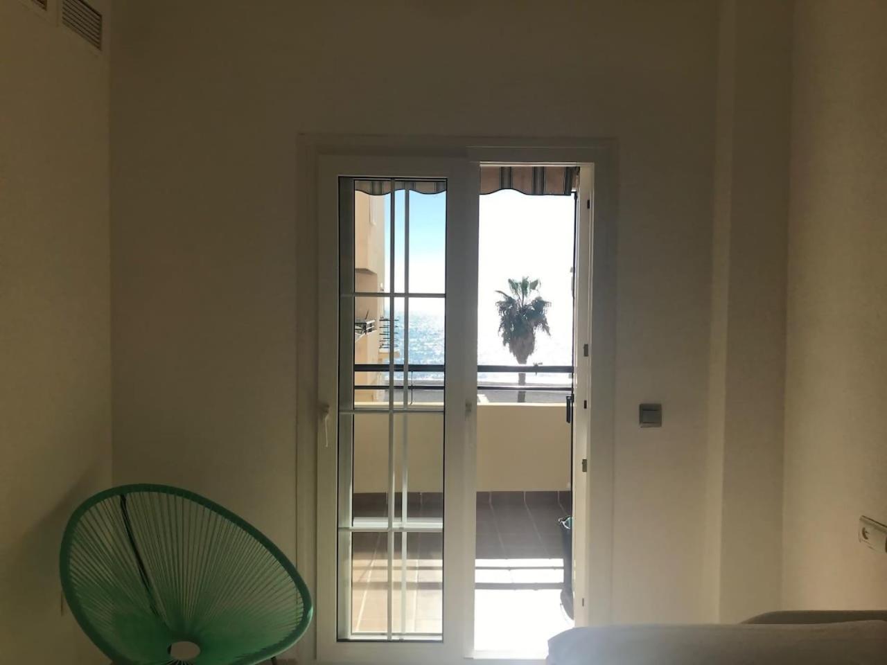 Espectacular Residencial En 1A Linea Con Piscina Apartman Benajarafe Kültér fotó