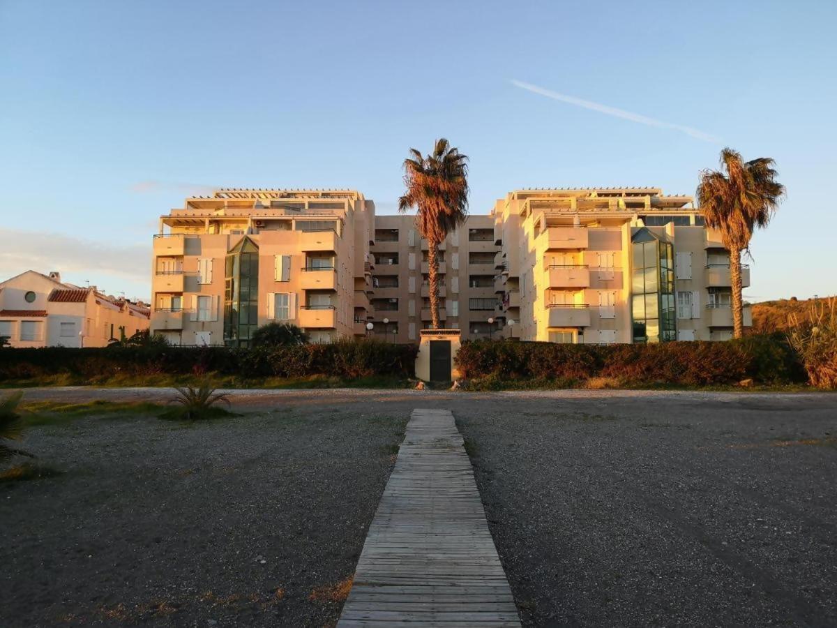 Espectacular Residencial En 1A Linea Con Piscina Apartman Benajarafe Kültér fotó